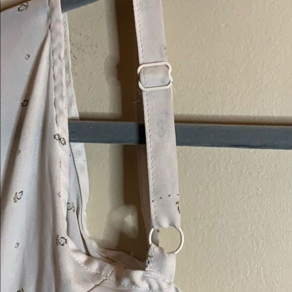 Torrid Off-White Floral Pattern Blouse - Picture 9 of 11